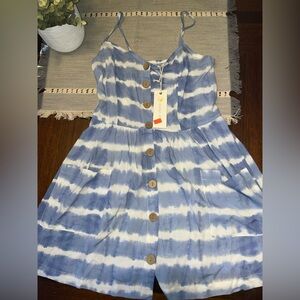 New size small woman’s blue summer dress